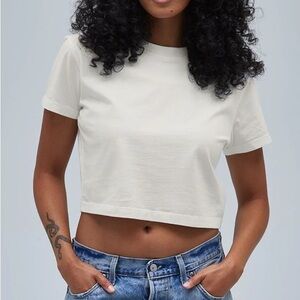 Thirty Years Cropped Baby Tee Size XL in Tofu‎